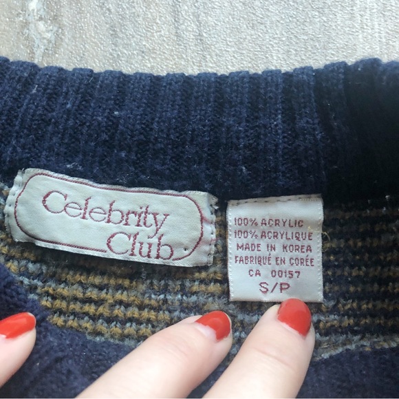 Vintage Cropped Patterned Sweater - Picture 4 of 8